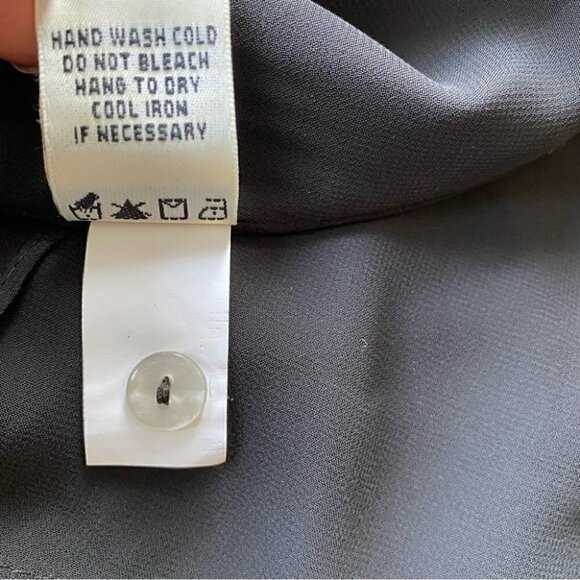 Max Studio sleeveless top with accordion pleats - Picture 11 of 11